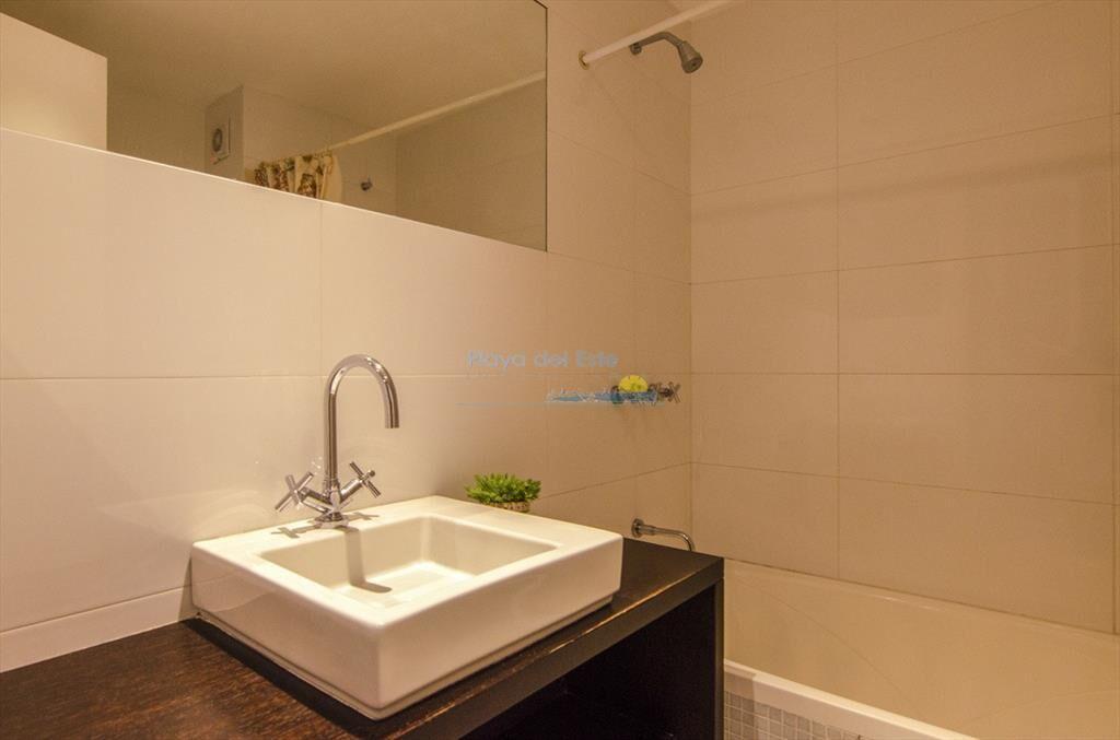 Apartamento Tres Dormitorios en Aqluiler Playa