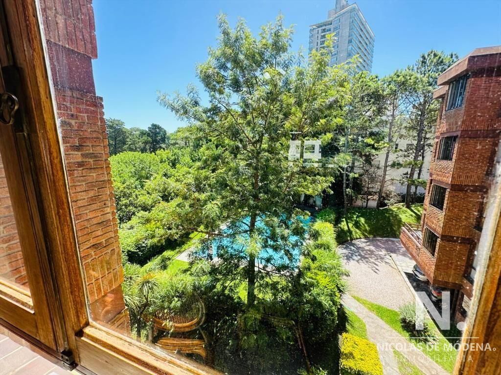 Apartamento en venta de 3 dormitorios con parrillero propio