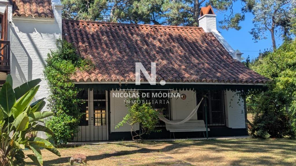 Casa en Mansa de 5 dormitorios - Punta del Este en venta