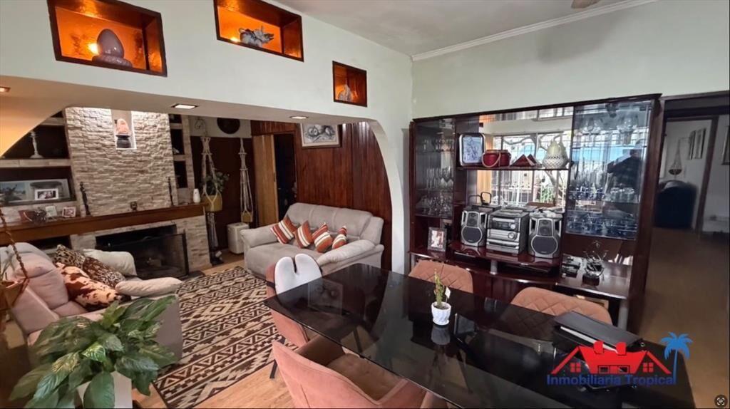 VENTA DE CASAS 4 DORMITORIOS EXCELENTE
