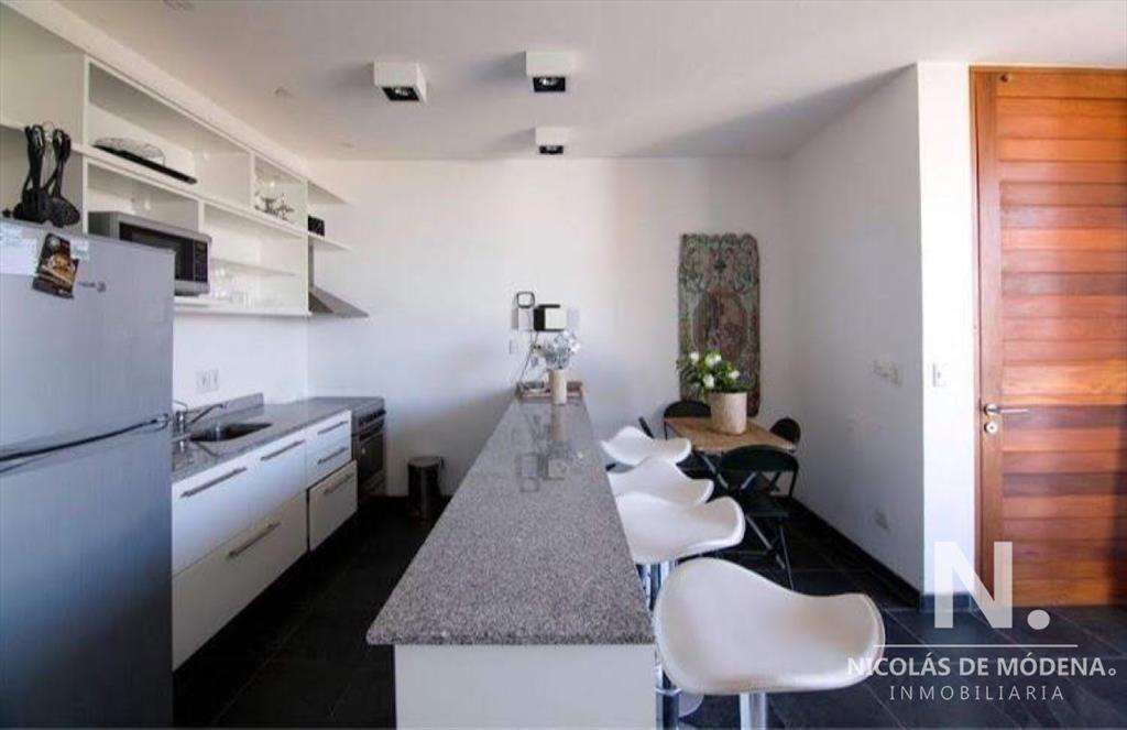 Departamento de 2 dormitorios en Manantiales en venta