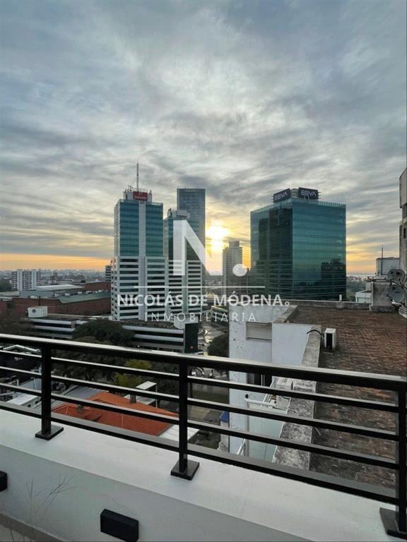 Apartamento de 2 Dormitorios con gg en Pocitos