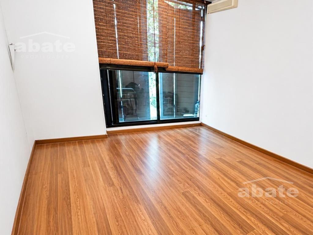 Venta Casa moderna en Pocitos 2 dormitorios y gge
