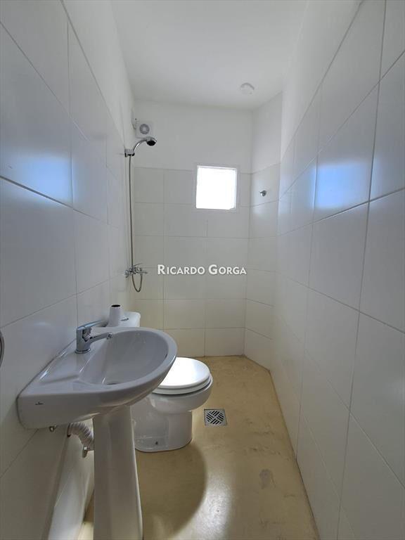 Casa de altos en venta de 2 dormitorios 2 baños y cocher...
