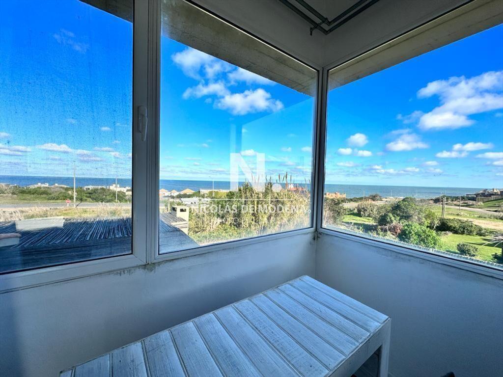 Vende casa en El Chorro- Manantiales, de 4