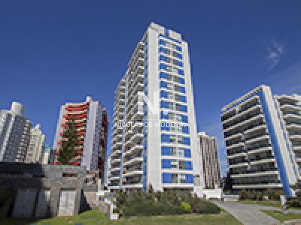 Apartamento en venta en Punta del Este!