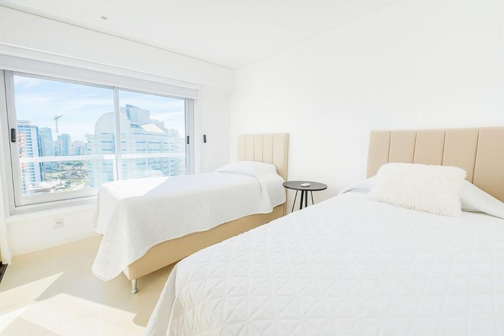 Apartamento Punta del Este, 4 suites.