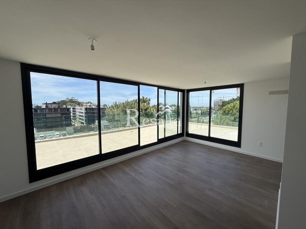 VENTA 3 DORMITORIOS 2 COCHERAS PARQUE MIRAMAR