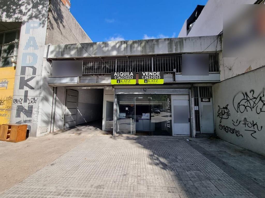 Depósito -Rivera prox Luis Alberto de Herrera, 668 m2 edif