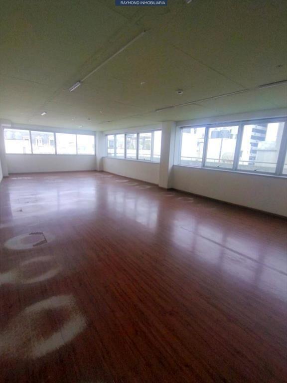 Alquiler oficina 157m2 Ciudad Vieja con garaje