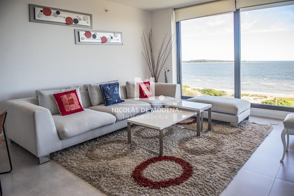 Gran oportunidad, departamento frente al mar con