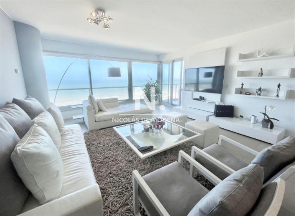 Vende apartamento de 2 dormitorios en Brava, del