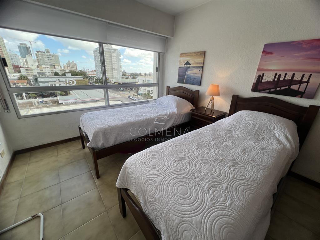 Apartamento en Peninsula a pasos de la playa y