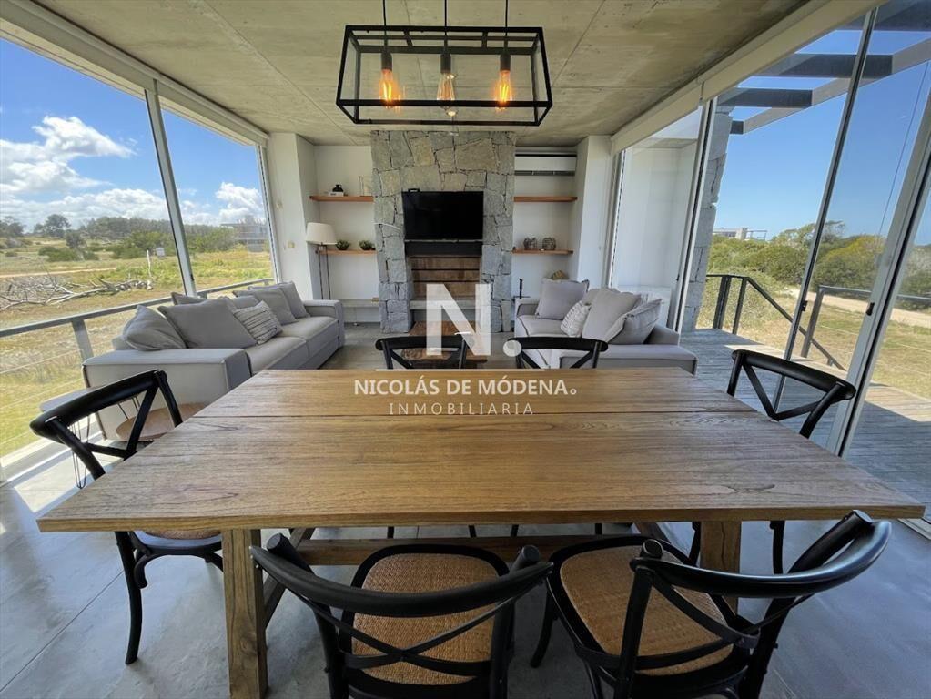 Casa en venta en Arenas de Jose Ignacio, 3