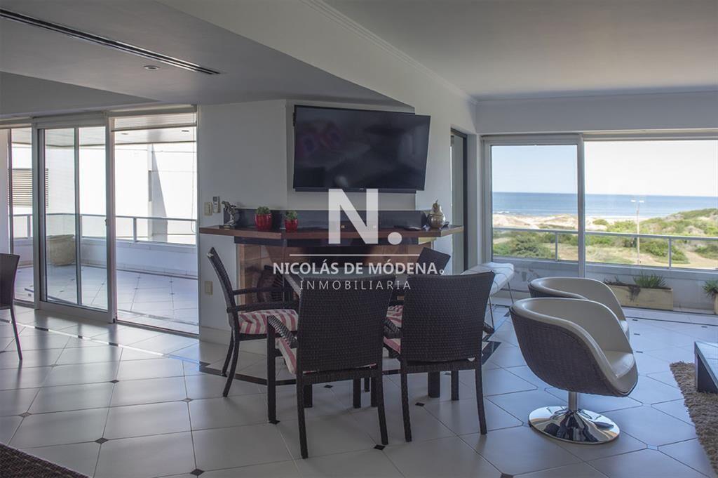 Penthouse Duplex en Venta de 4 dormitorios en ,