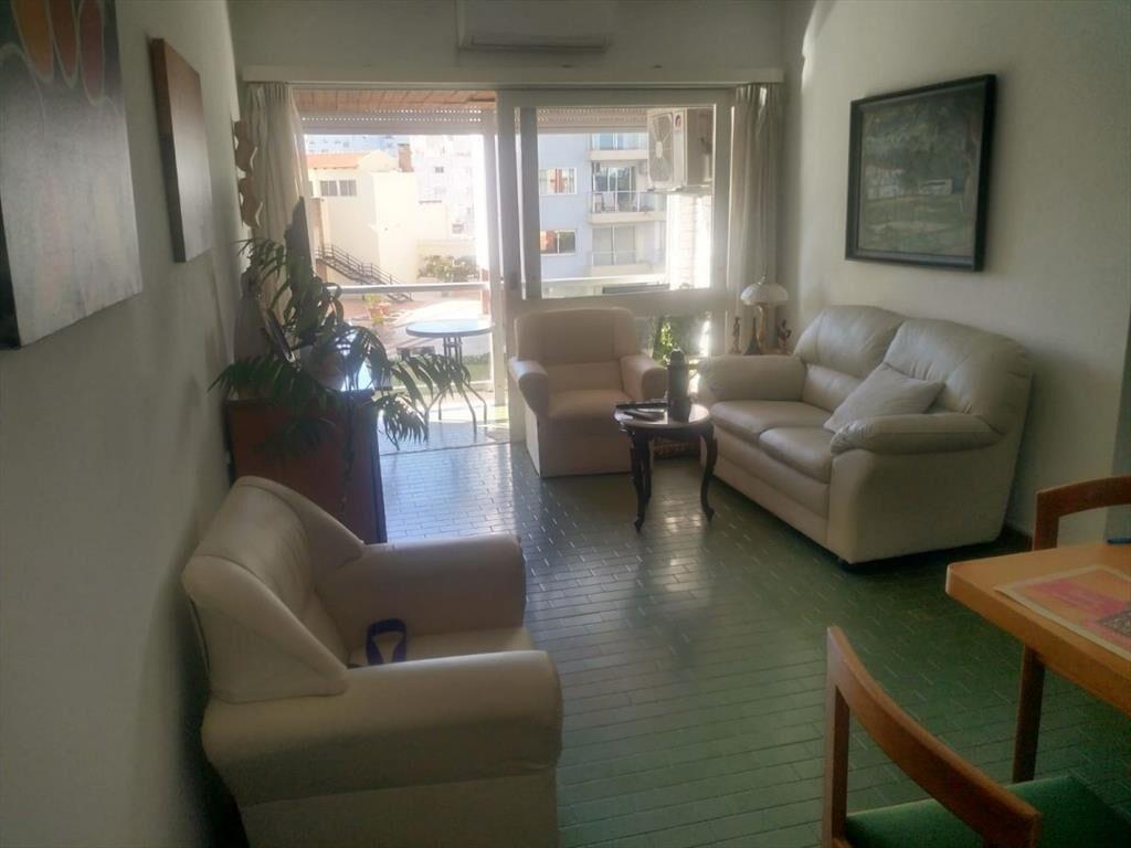 Venta- 1 Dormitorios y medio - 1 Baños - a pasos de penins
