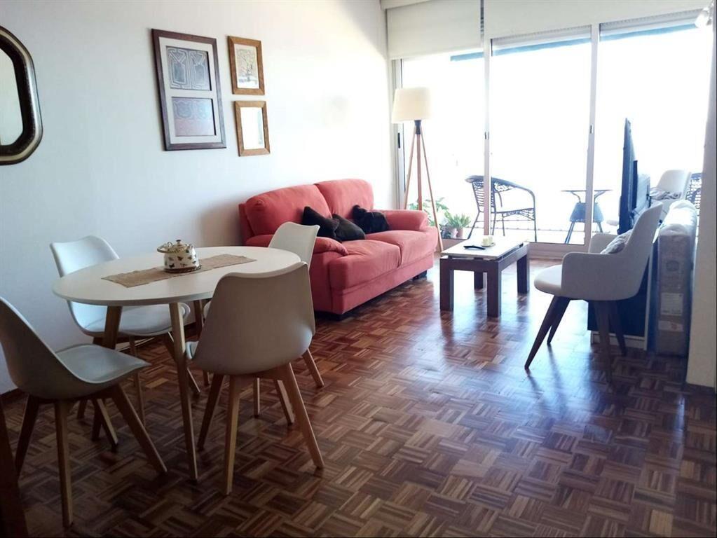 SOBRE RAMBLA PISO ALTO SEMI EQUIPADO