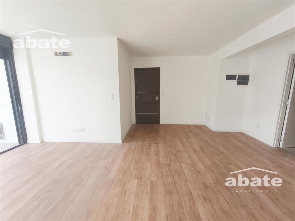 ¡Unidad única! Monoambiente tipo Loft con solárium y parril