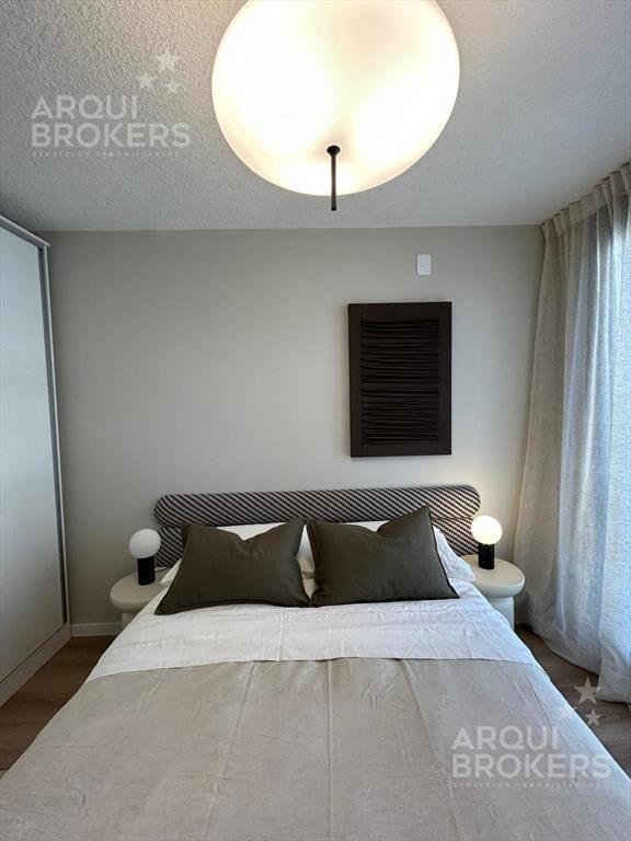 Venta apartamento de dos dormitorios en Palermo - 906
