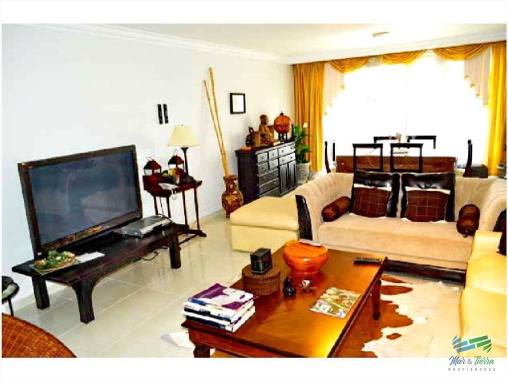 Apartamento en Mansa, 3 dormitorios *