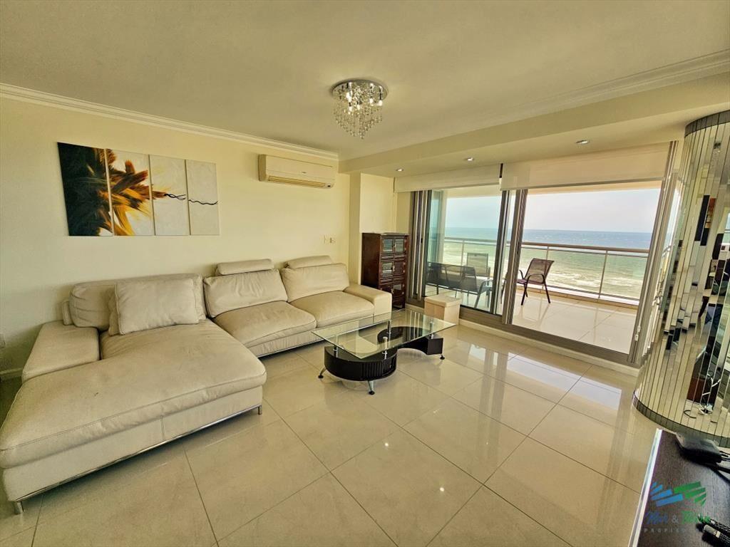 Apartamento en alquiler temporada 2026, frente a