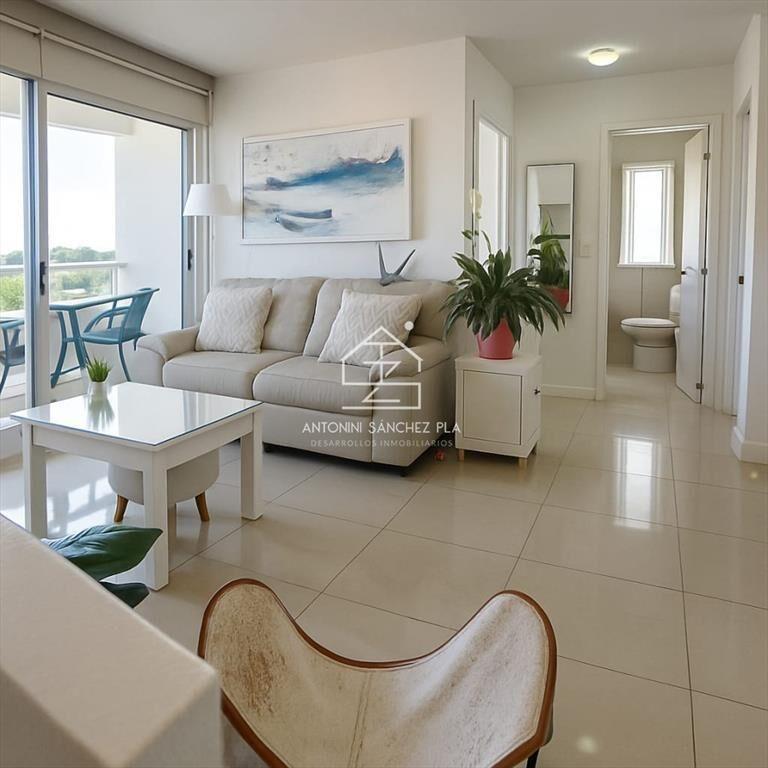 Apartamento en venta de dos dormitorios en Avda