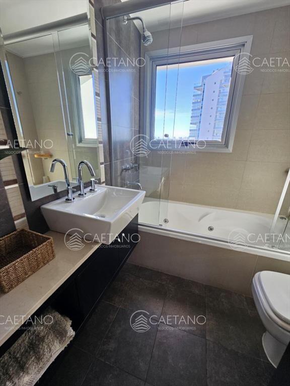 Venta departamento punta del este