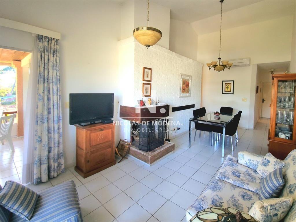Apartamento de 3 dormitorios estufa a leña y al