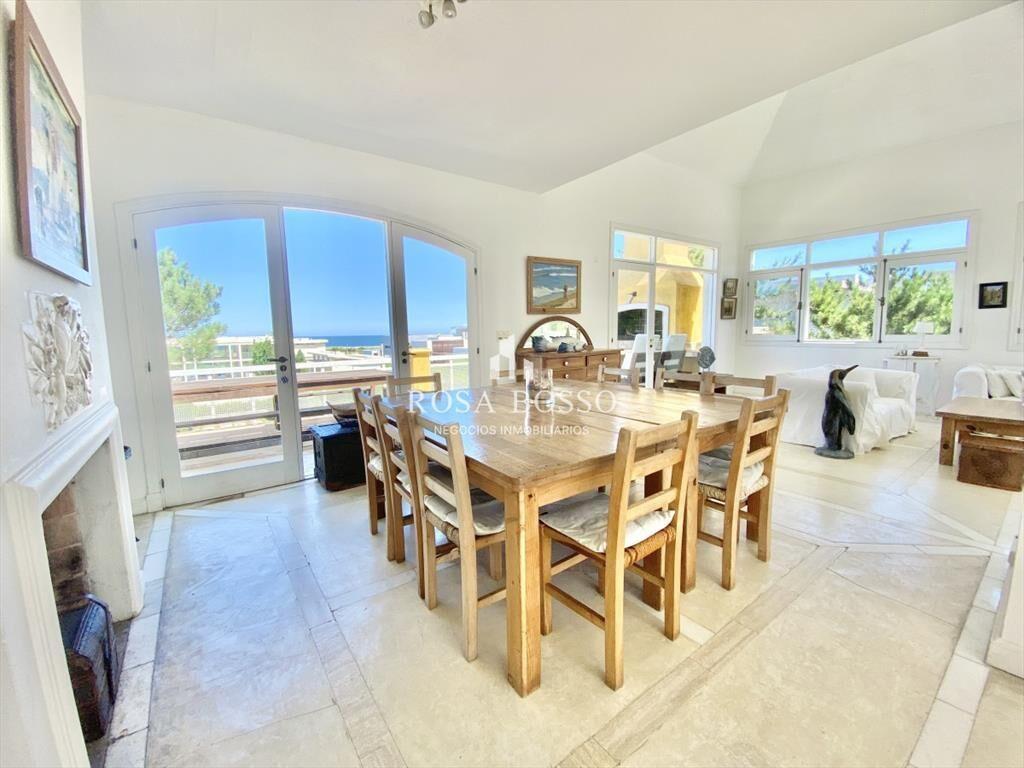 Casa Venta 6 dormitorios La Barra Punta del Este