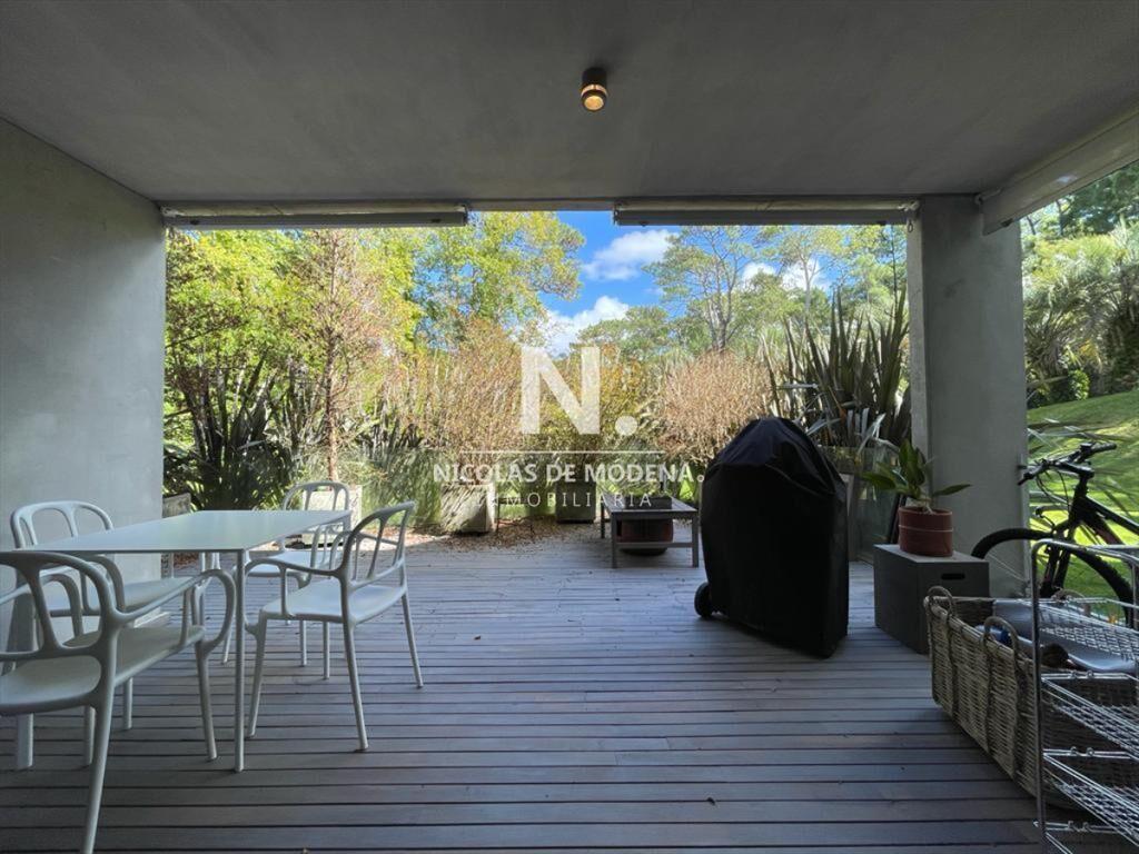 Apartamento con excelente equipamiento !
