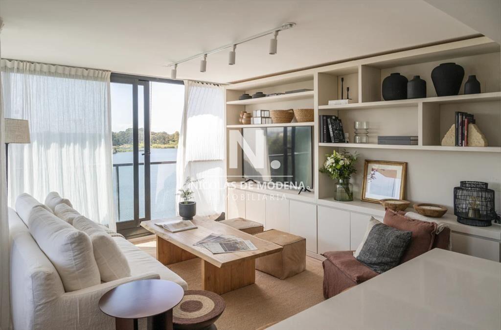Venta Apartamentos de 2 Dormitorios En Piso alto en Barra d