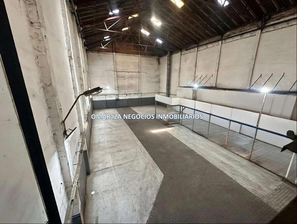 ALQUILER LOCAL COMERCIAL EN POCITOS, 1548M2 EDIFICADOS, ENT