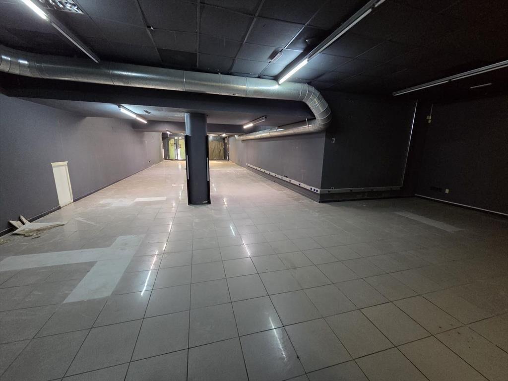 18 de julio y Gaboto, 284 m2, 7 mts de frente !!