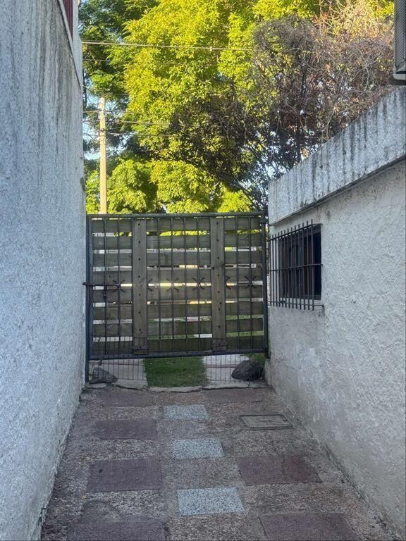 Dos casas con barbacoa y amplio terreno. Parque Rivera, Mal