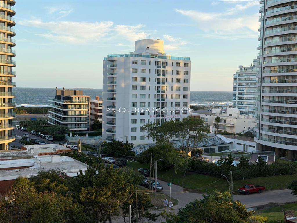 Apartamento en venta de 2 dormitorios en Wave del