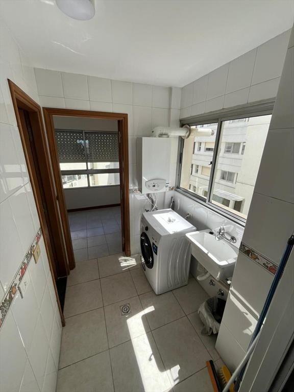 Gran apartamento con Vista al Mar en Rambla Gandhi!