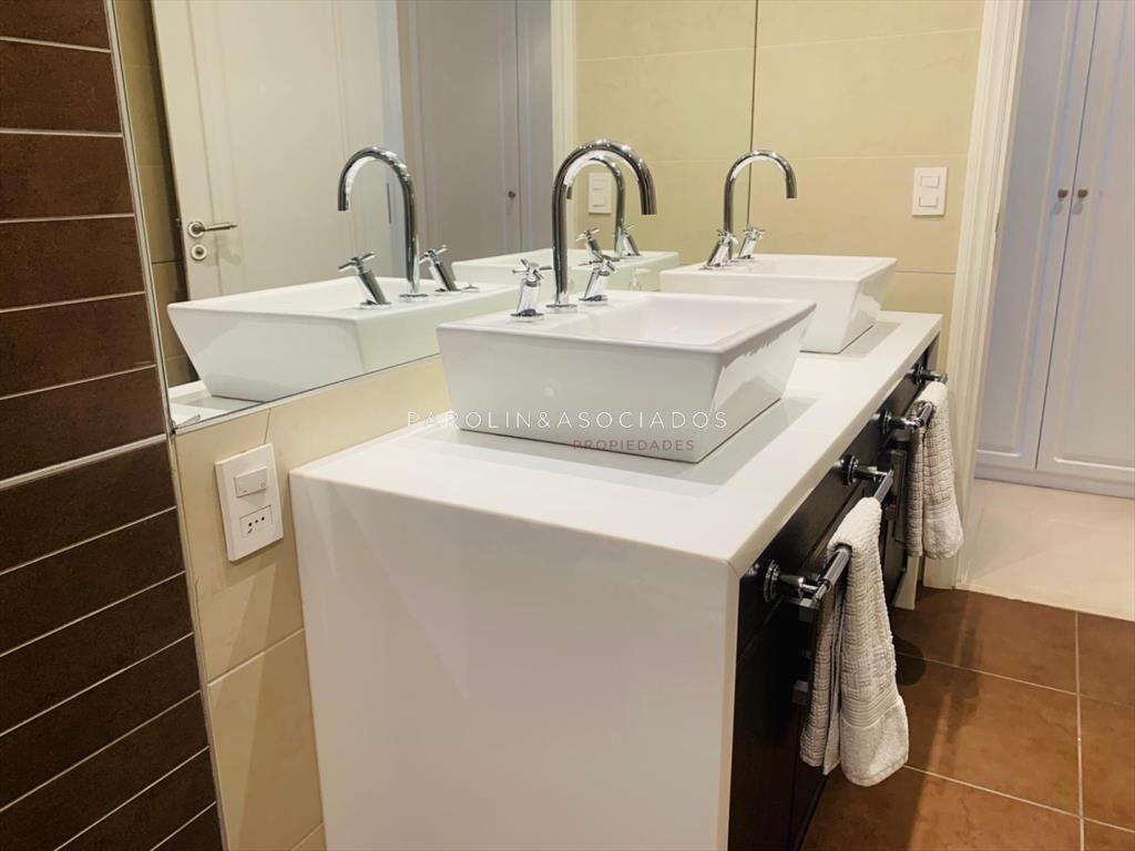 Apartamento en venta de 3 dormitorios en Torre