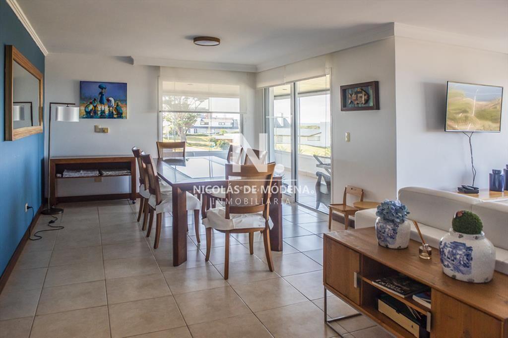 En venta Elegante apartamento en San Rafael, del