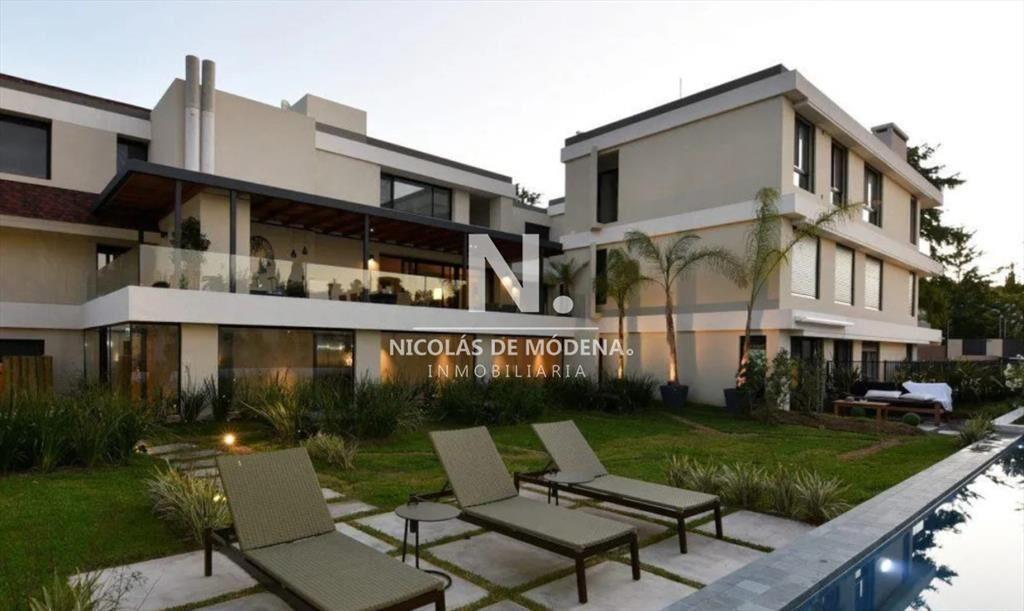 Venta Apartamento 3 Dormitorios con Cochera y Piscina en Ca