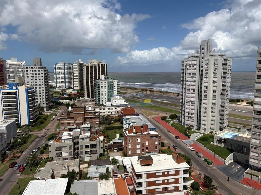 Vista a Playa Brava.