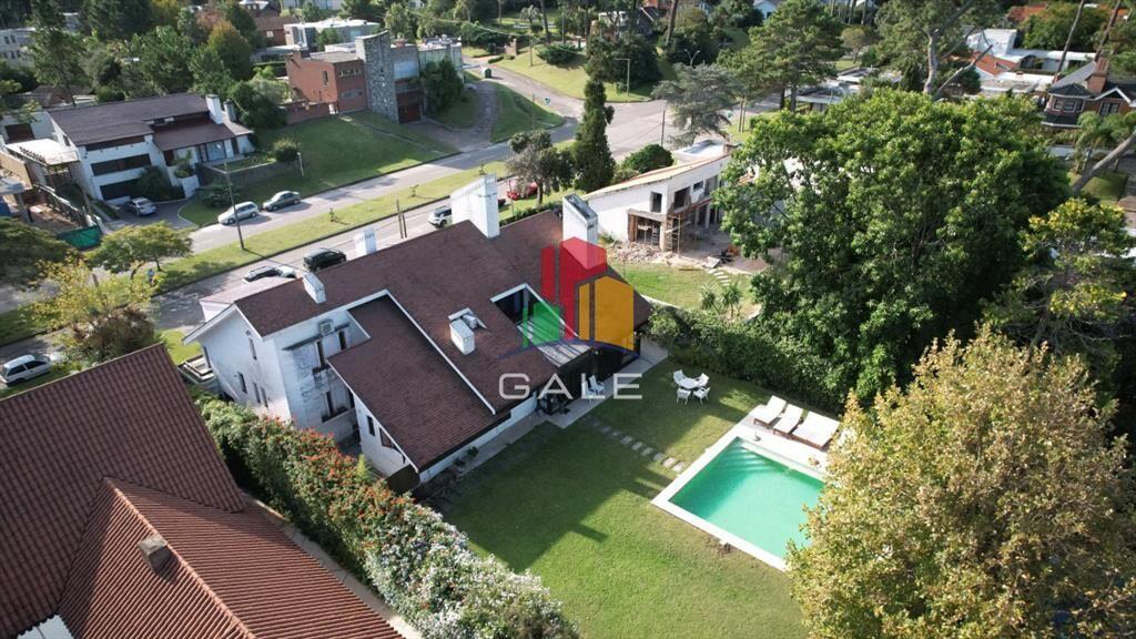 Casa a la venta en playa mansa Punta Del Este, en