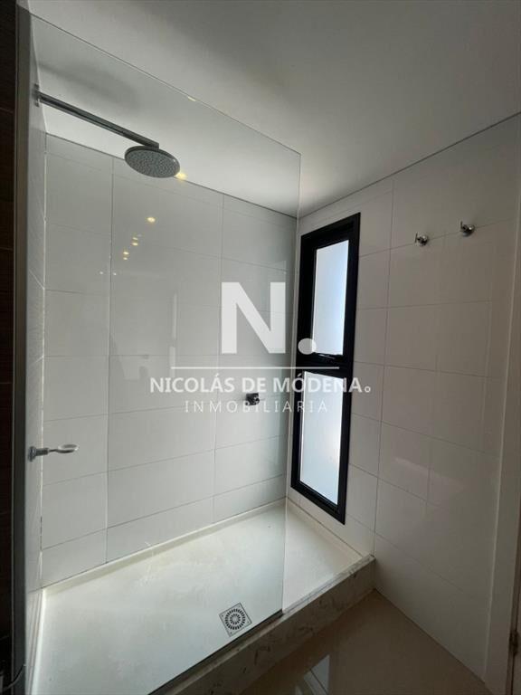 Amplio departamento en venta en punta del este