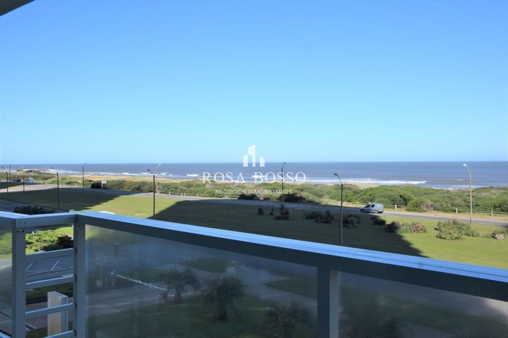 Primera linea playa brava