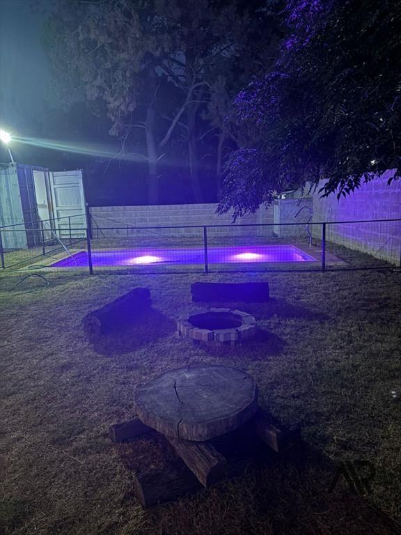 Casa en venta c/ cochera en Cuchilla Alta