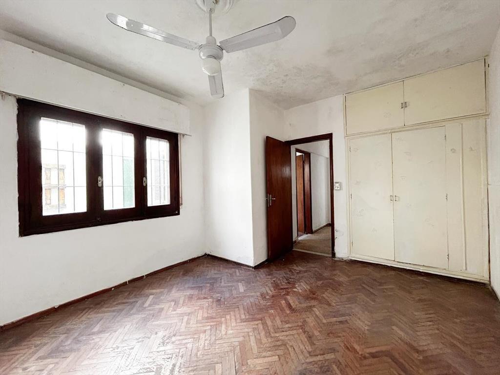 Apartamento de 2 dormitorios con patio a la venta en Buceo