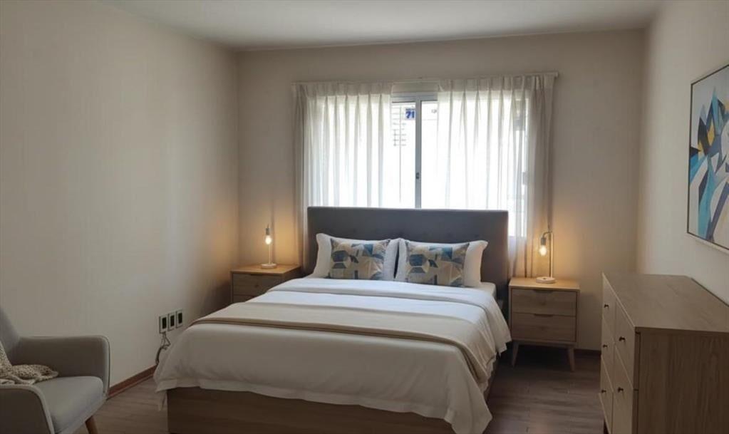 Apartamento en venta frente al Golf Punta Carretas, tres do