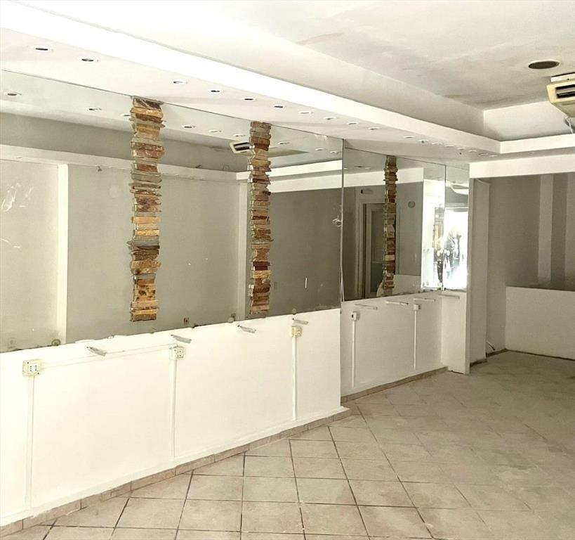 ALQUILER LOCAL COMERCIAL EN CIUDAD VIEJA