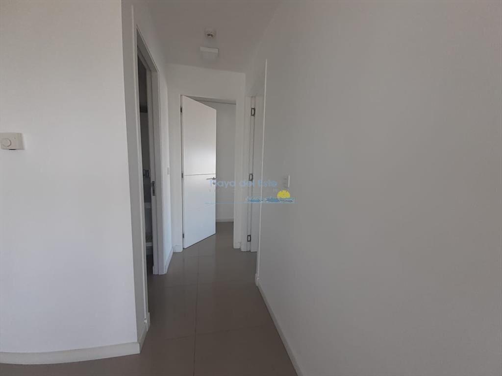 Apatamento en venta de 2 dormitorios en Torre one