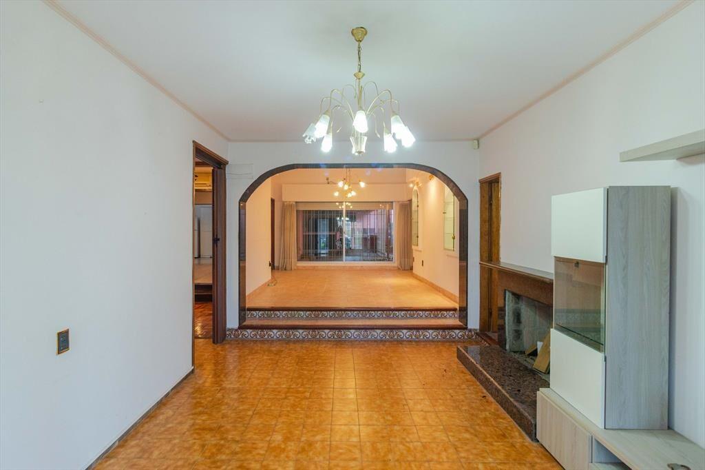 Venta de casa 5 dormitorios en Lomas de Solymar