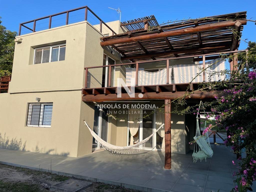 Venta casa con vista al mar. Punta Ballena ,